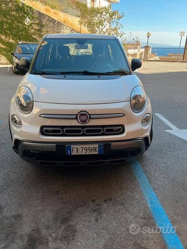 Bianco Usata 2019 Fiat 500L Cross Monovolume | 11.500 € (Buon prezzo) - Immagine 1/4