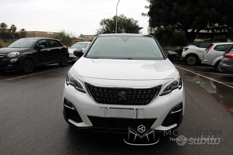 Usata Peugeot 3008 Active 120 CV (88 kW) 2018 Blu Berlina