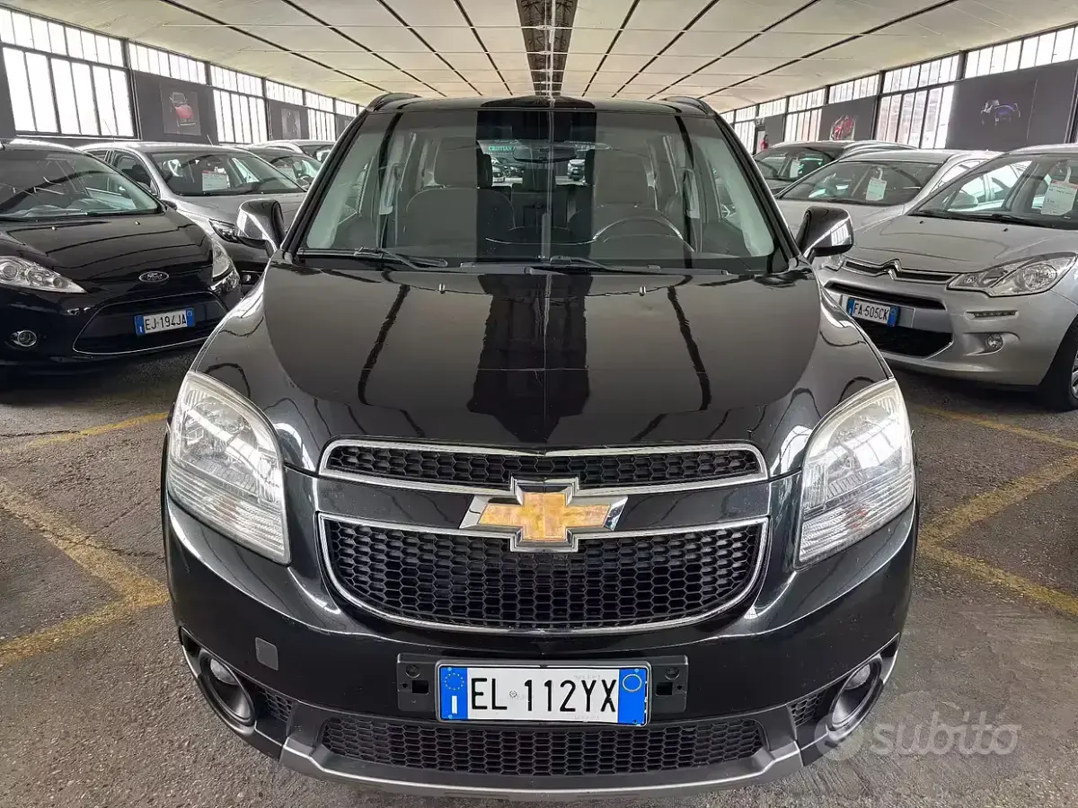 Usata Chevrolet Orlando 131 CV (96 kW) 2012 Nero Monovolume