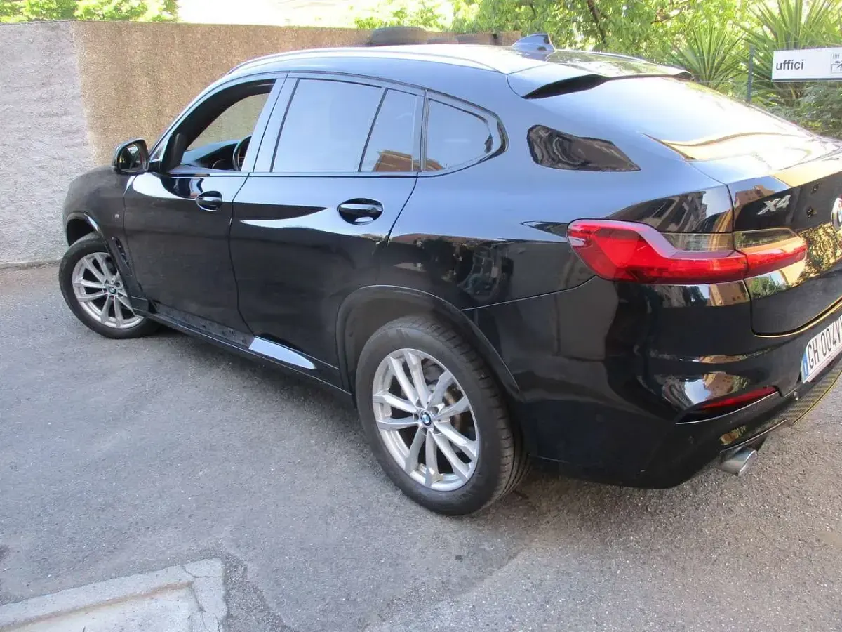 Usata BMW X4 M Sport 190 CV (139 kW) 2021 Nero SUV
