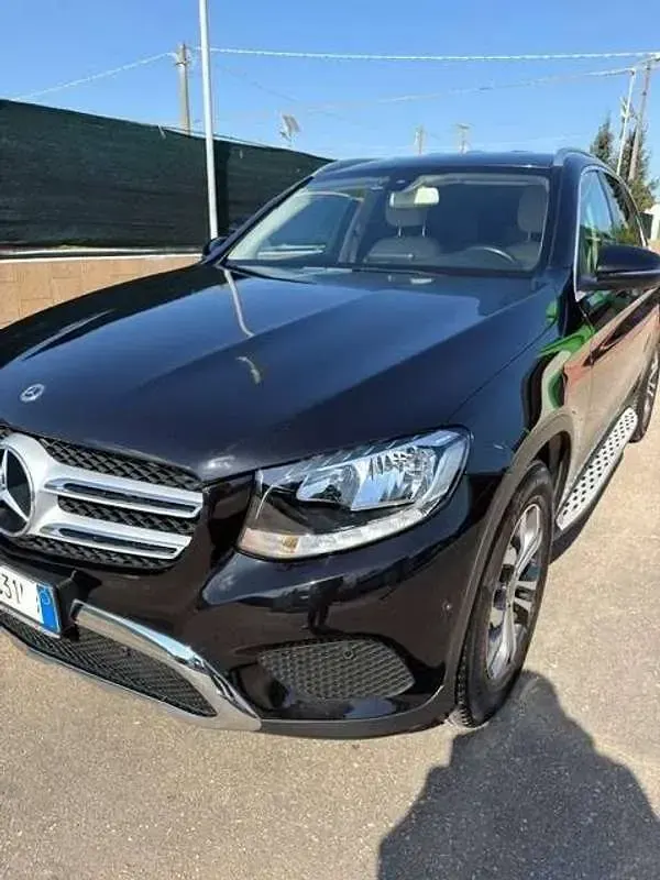 Usata Mercedes GLC220 Exclusive 170 CV (125 kW) 2018 Nero SUV
