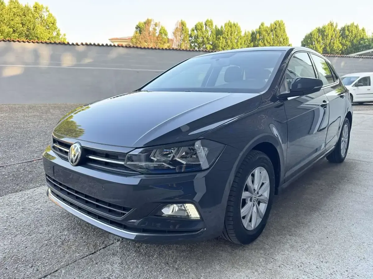 Usata VW Polo Highline 95 CV (69 kW) 2019 Grigio Utilitaria