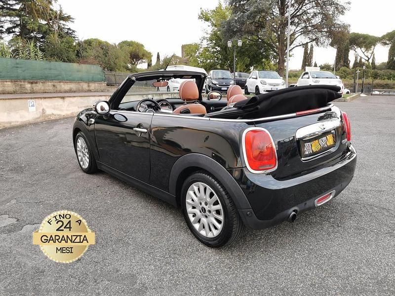 Occasion Mini Cooper D 115 ch (84 kW) 2016 Noir Citadine