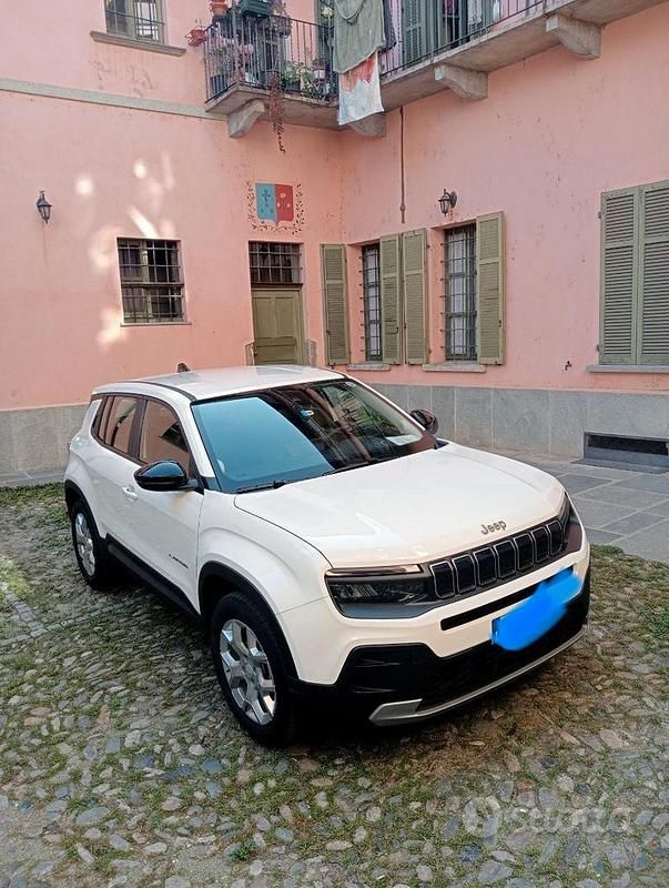 Usata Jeep Avenger Altitude 101 CV (74 kW) 2024 Bianco SUV