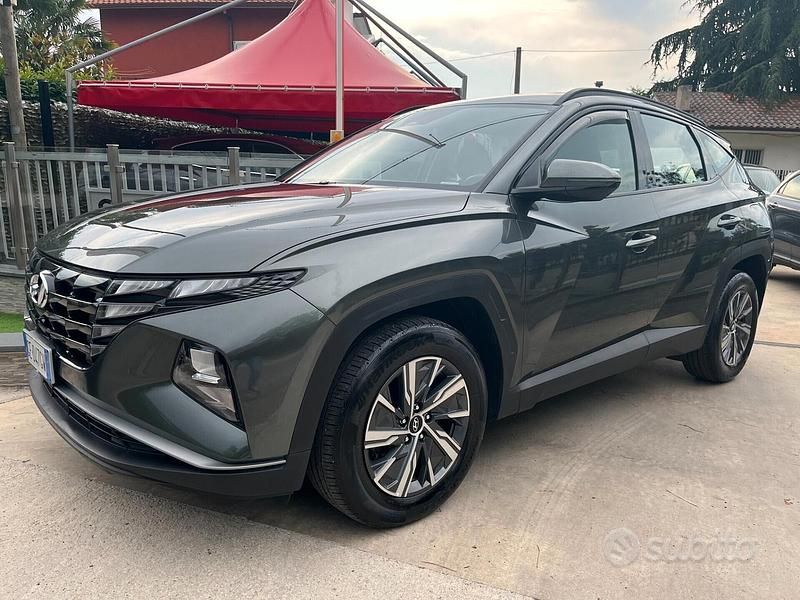 Verde Usata 2021 Hyundai Tucson SUV | 15.900 € (Buon prezzo) - Immagine 1/4