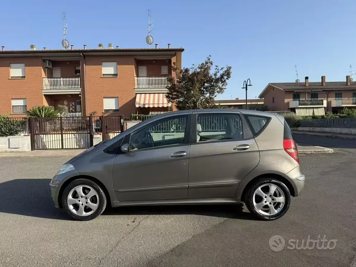 Usata Mercedes A180 109 CV (80 kW) 2007 Berlina