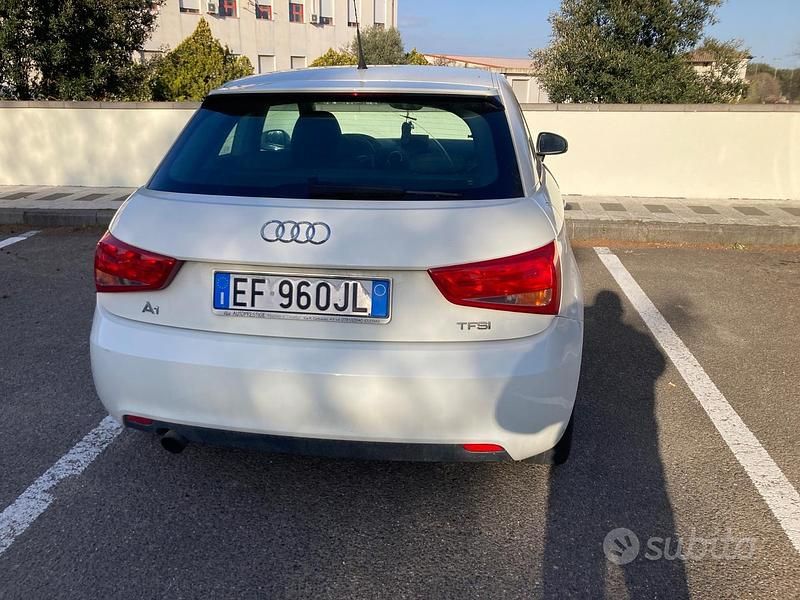 Usata Audi A1 70 CV (51 kW) 2010 Bianco Utilitaria