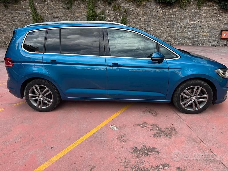 Usata VW Touran 115 CV (84 kW) 2017 Blu Monovolume