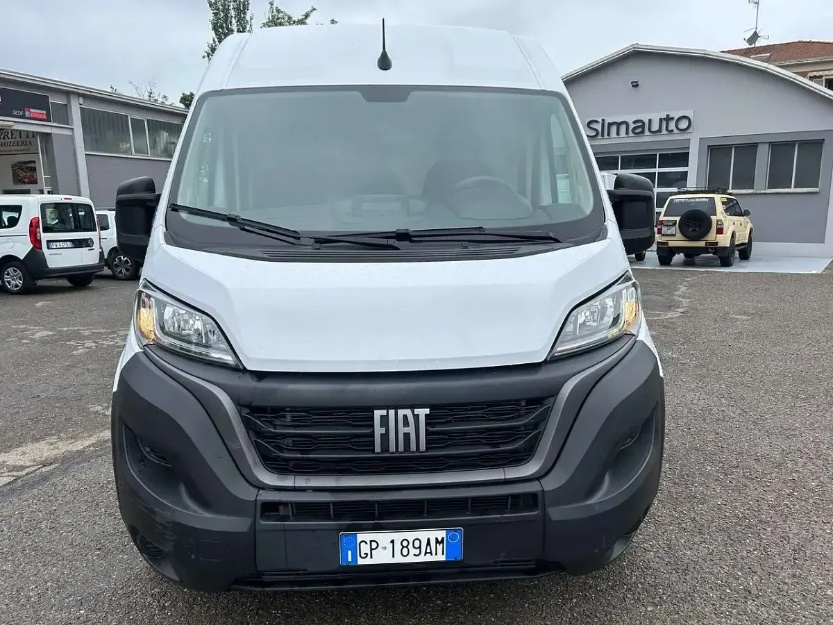 Usata Fiat Ducato 140 CV (102 kW) 2023 Bianco Furgone