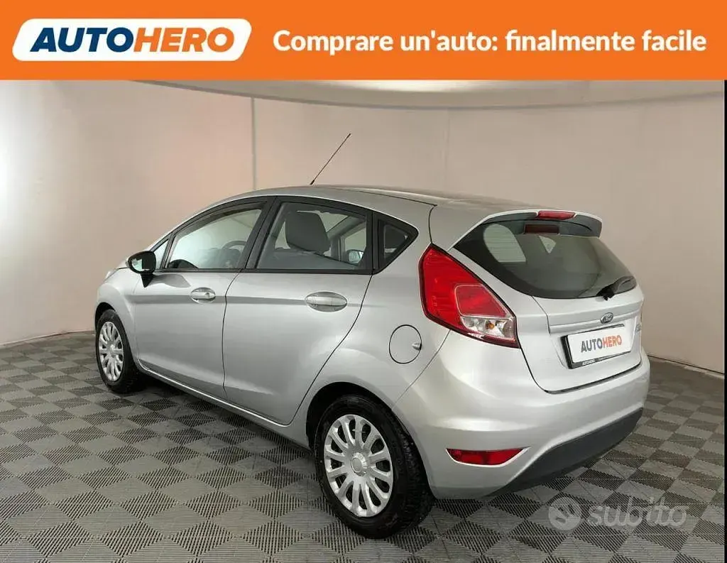 Gebraucht Ford Fiesta 75 PS (55 kW) 2017 Grau Kleinwagen