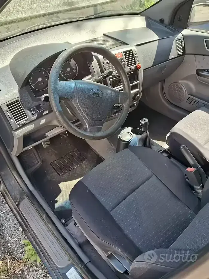Usata Hyundai Getz 63 CV (46 kW) 2003 Blu Utilitaria