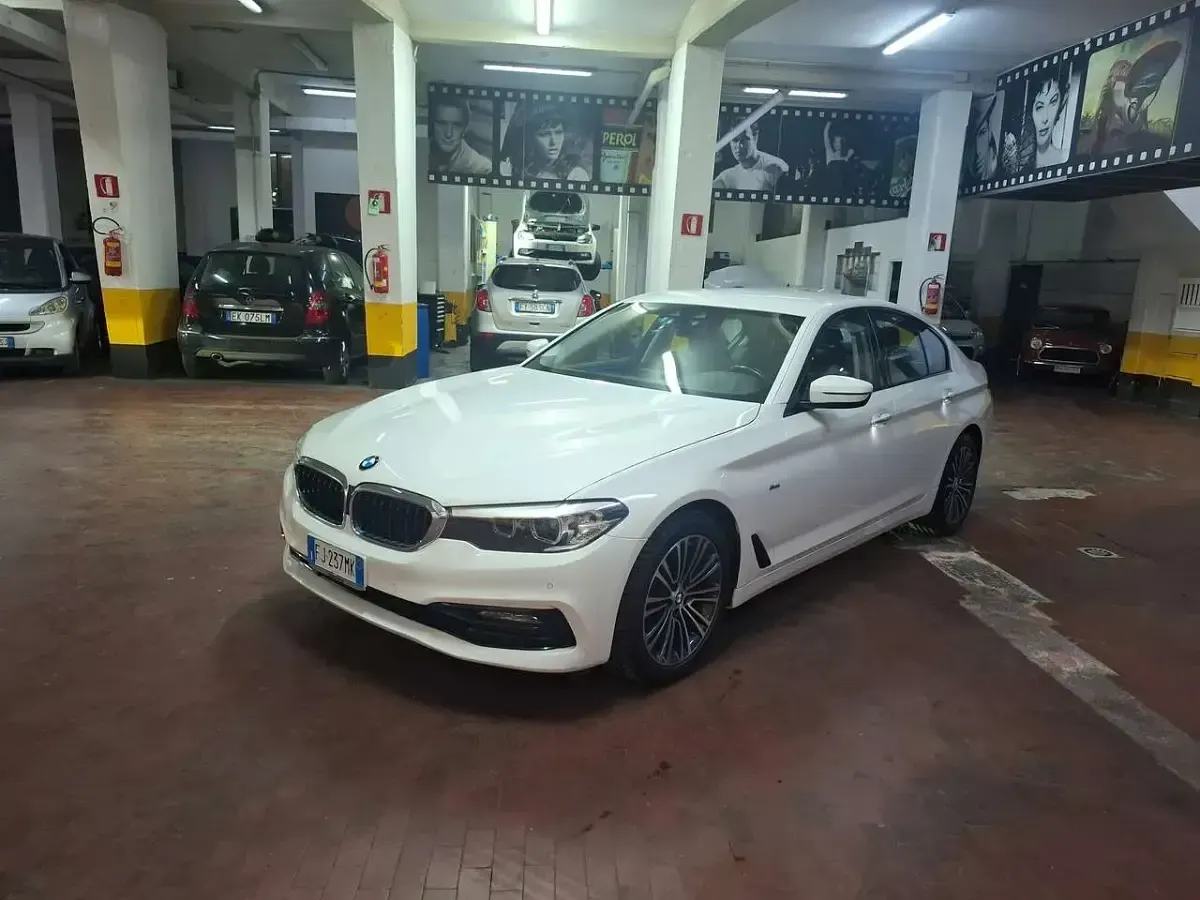 Usata BMW 520 M Sport 190 CV (139 kW) 2017 Bianco Berlina
