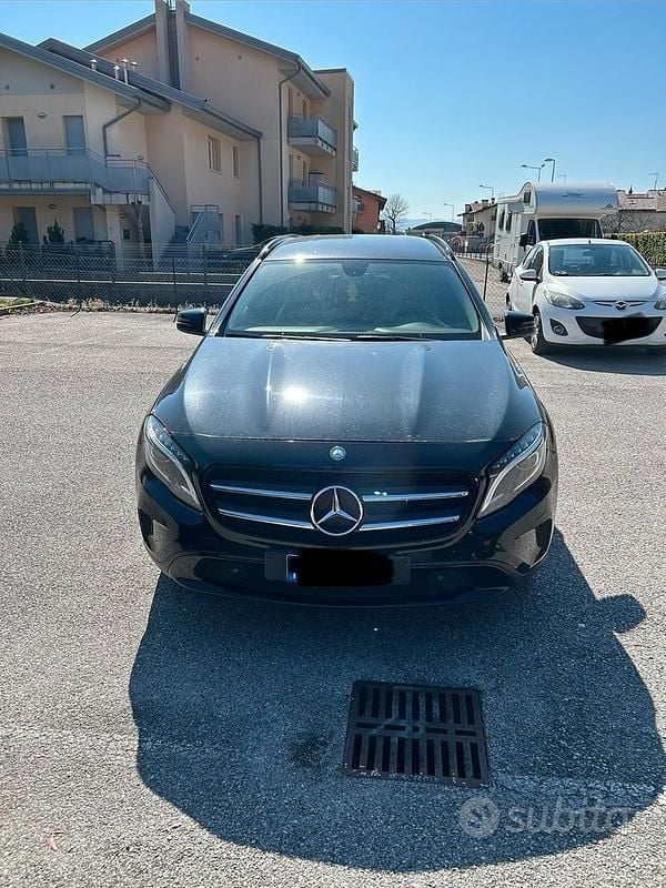 Usata Mercedes GLA200 2015 Nero SUV