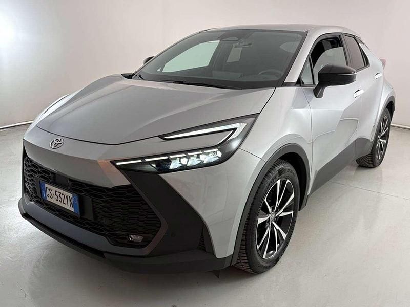Usata Toyota C-HR Trend 152 CV (111 kW) 2024 Argento SUV