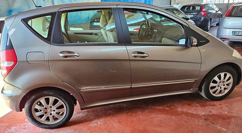 Usata Mercedes A170 Elegance 115 CV (84 kW) 2006 Grigio Berlina