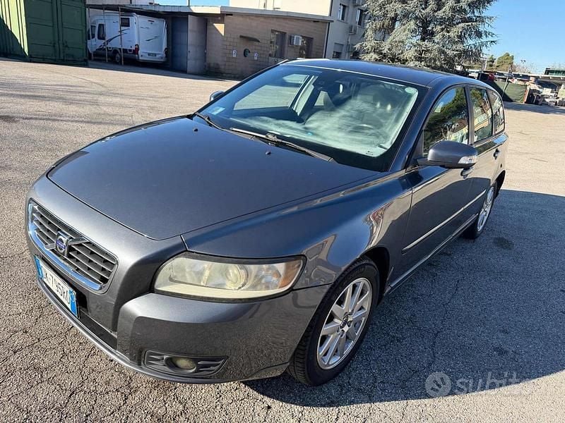Usata Volvo V50 Summum 108 CV (79 kW) 2007 Grigio Station wagon