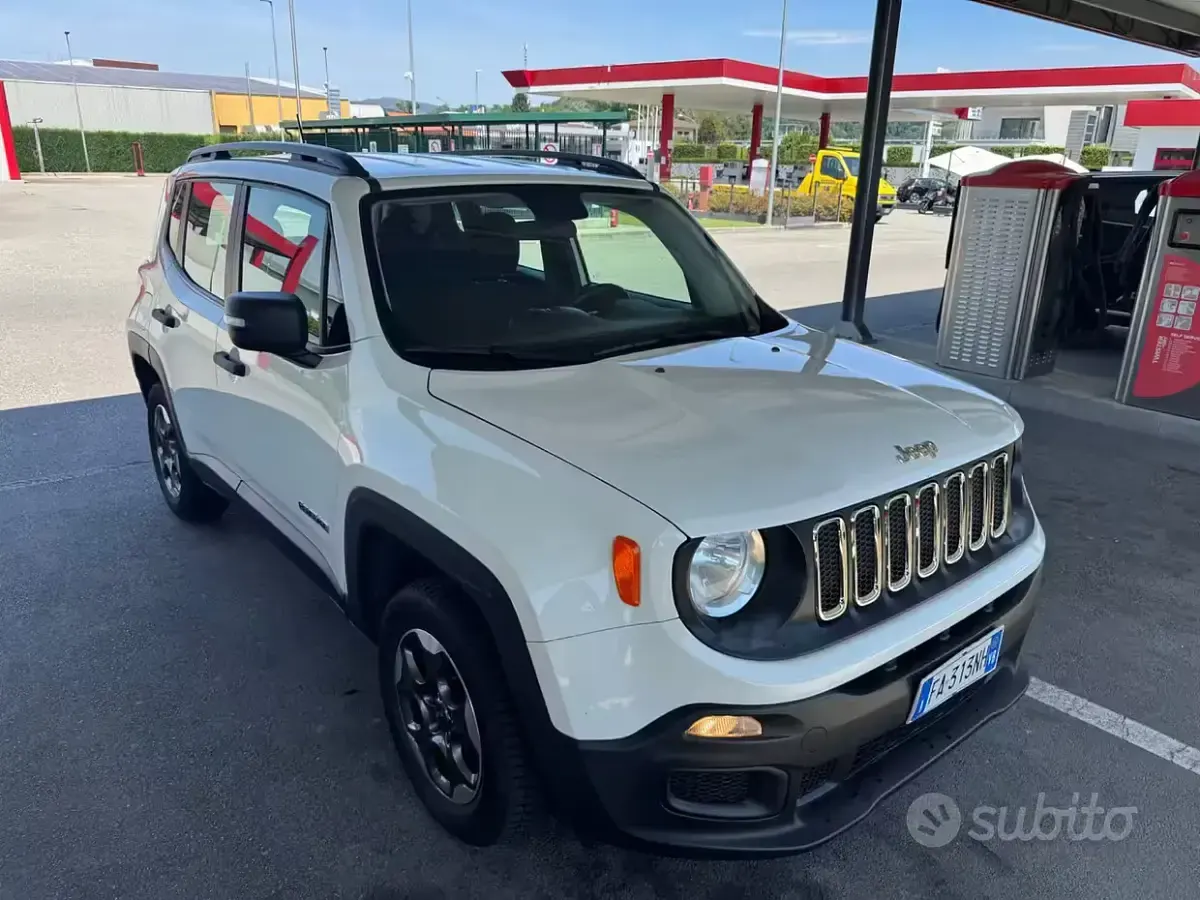 Usata Jeep Renegade 120 CV (88 kW) 2015 Bianco SUV