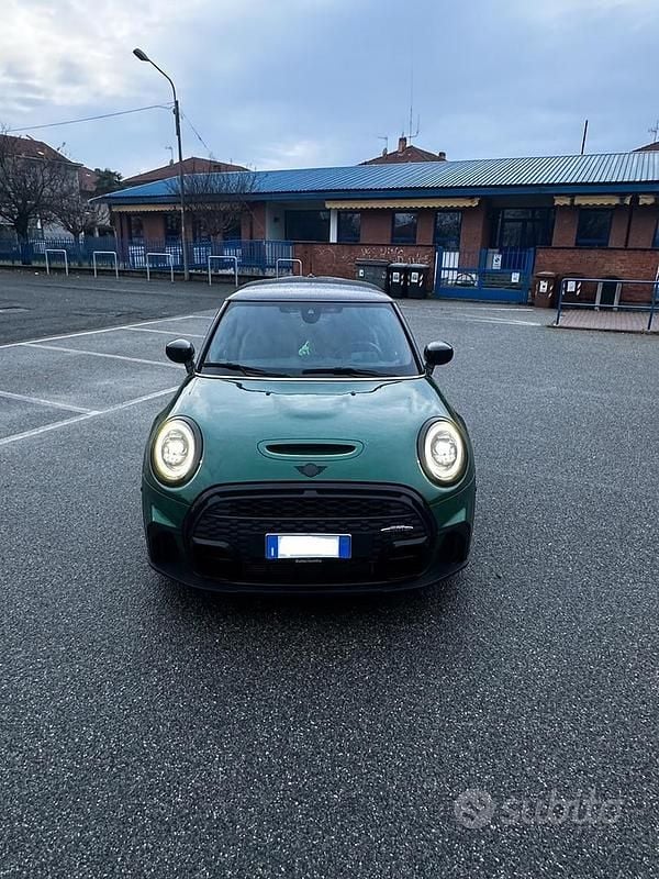 Verde Usata 2023 Mini Cooper S Utilitaria | 28.000 € (Buon prezzo) - Immagine 1/4