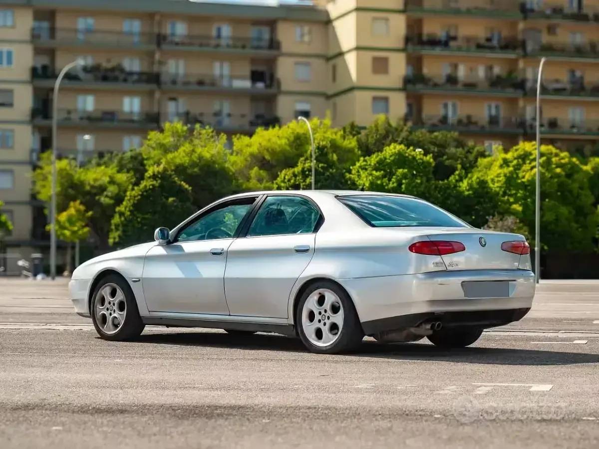 Usata Alfa Romeo 166 Super 205 CV (150 kW) 1999 Berlina