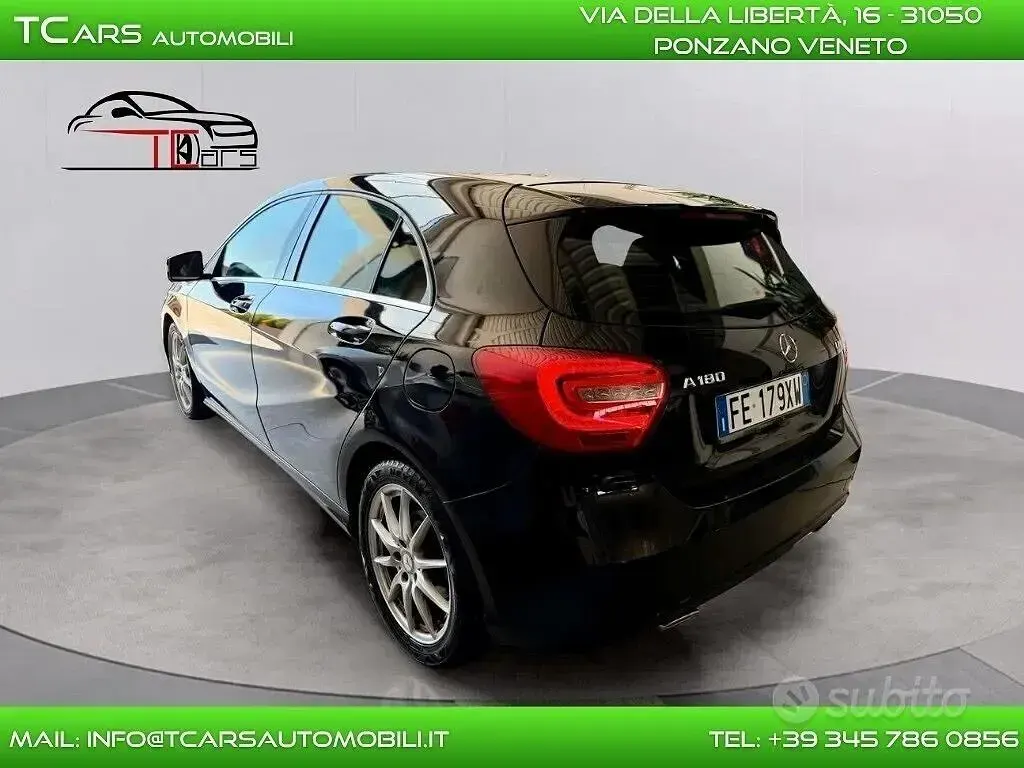 Usata Mercedes A180 Premium 109 CV (80 kW) 2015 Nero Utilitaria