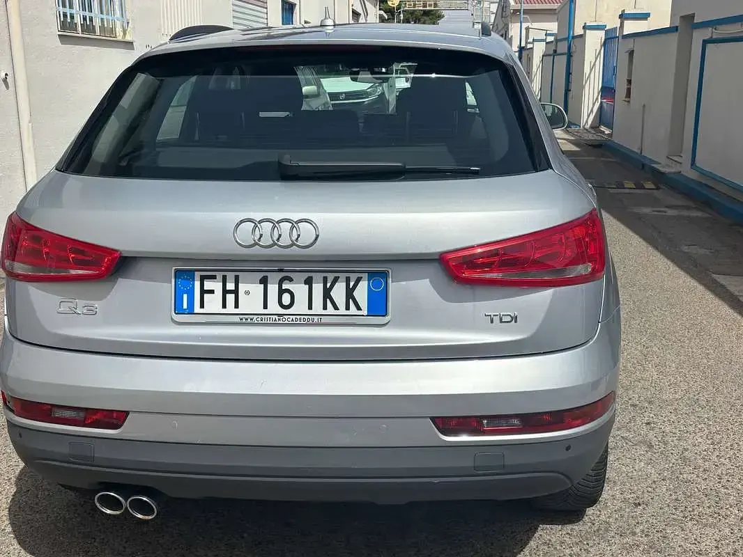 Usata Audi Q3 Business 120 CV (88 kW) 2016 Argento SUV