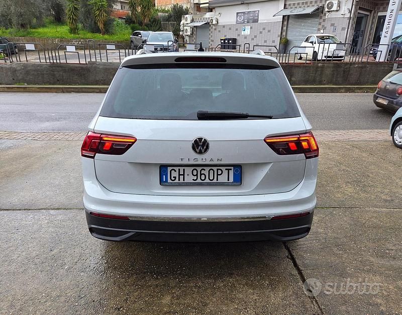 Usata VW Tiguan 150 CV (110 kW) 2022 Bianco SUV