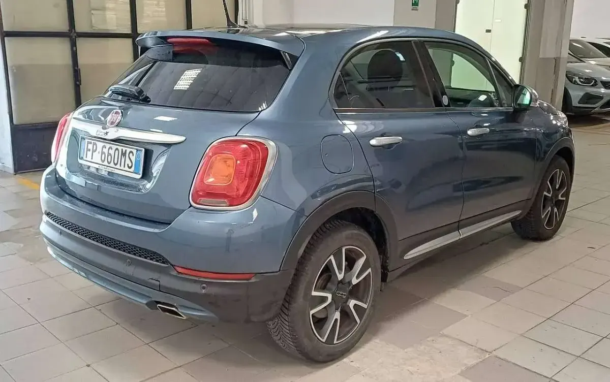 Usado Fiat 500 Mirror 120 CV (88 kW) 2018 Azul Familiar