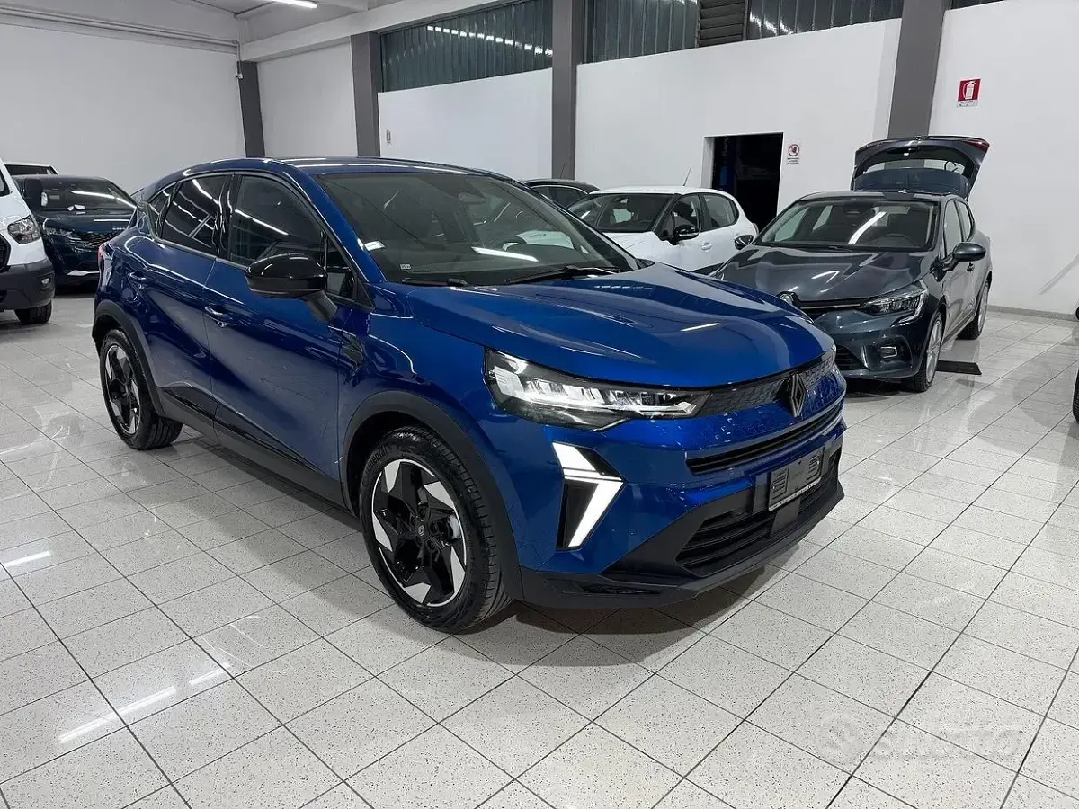Usata Renault Captur Techno 91 CV (66 kW) 2025 Blu/azzurro SUV