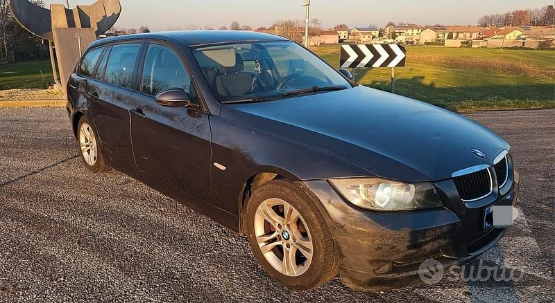 Usata BMW 320 163 CV (119 kW) 2005 Grigio Station wagon