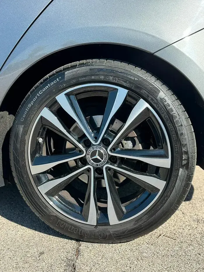 Usata Mercedes A200 Business 150 CV (110 kW) 2020 Grigio Utilitaria