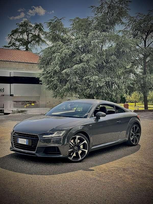 Usata Audi TT Ambiente 234 CV (172 kW) 2018 Coupé