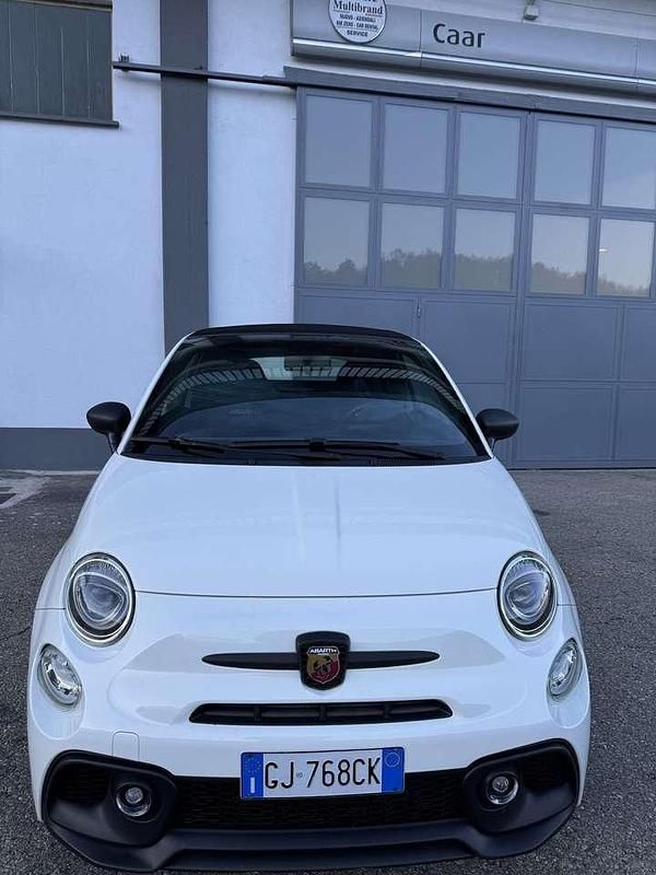 Usata Abarth 595C Competizione 179 CV (131 kW) 2022 Bianco Cabrio
