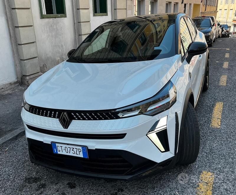 Bianco Usata 2024 Renault Captur SUV | 22.000 € (Buon prezzo) - Immagine 1/4