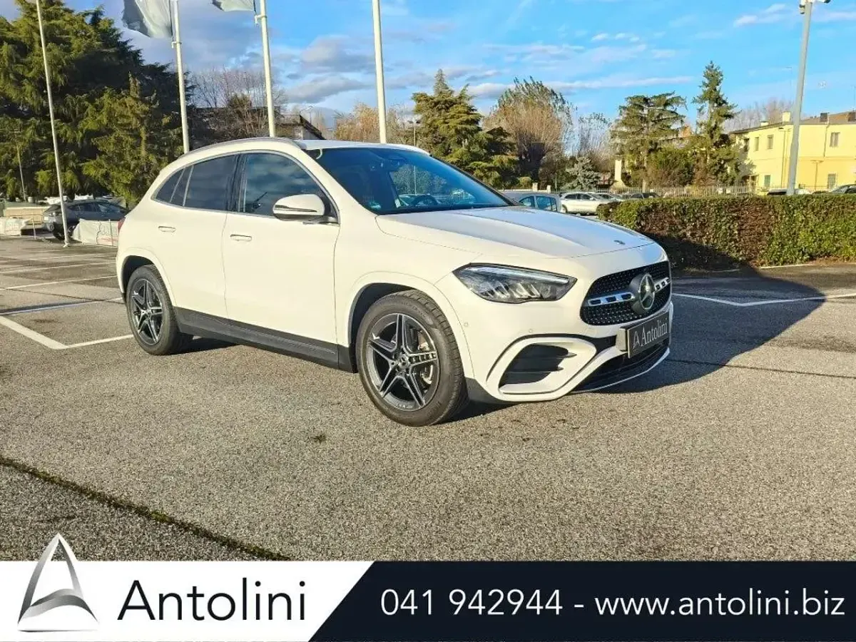 Usata Mercedes GLA200 Advanced Plus 163 CV (119 kW) 2025 Bianco SUV