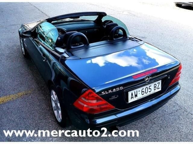 Usata Mercedes SLK200 136 CV (100 kW) 1998 Blu/azzurro Cabrio