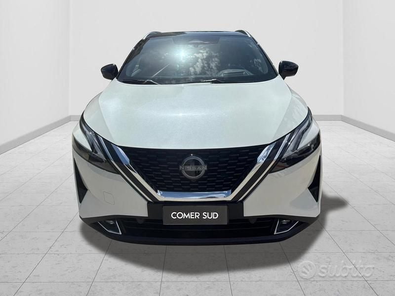 Usata Nissan Qashqai Tekna 140 CV (102 kW) 2024 White pearl brilliant SUV