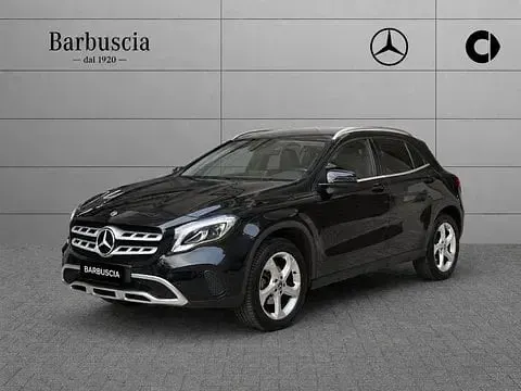 Usata Mercedes GLA200 136 CV (100 kW) 2019 SUV