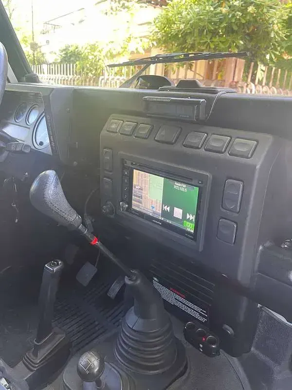 Usata Land Rover Defender 122 CV (89 kW) 2004 Bianco Station wagon