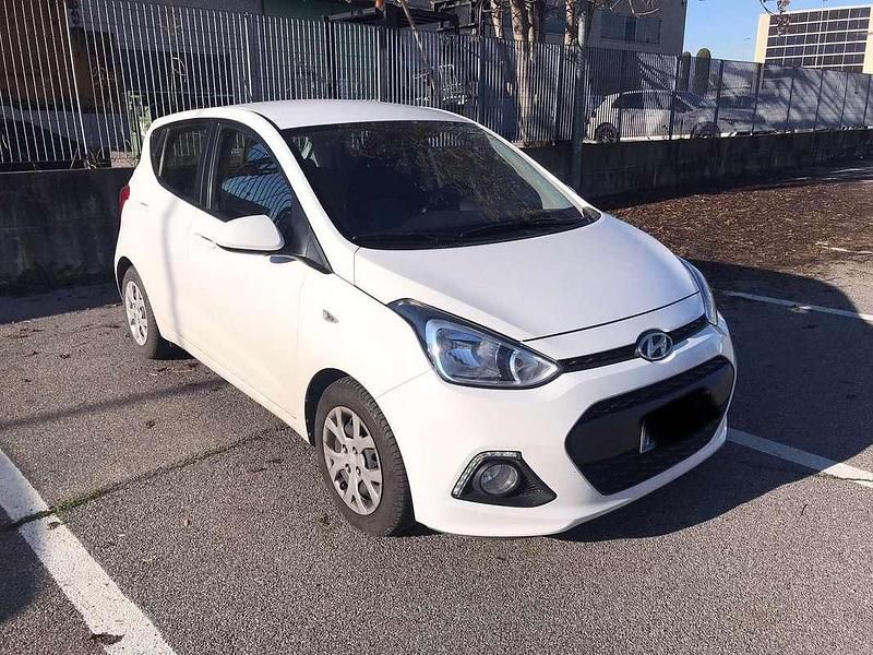 Usata Hyundai i10 65 CV (47 kW) 2011 Utilitaria