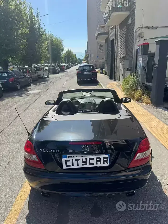 Usata Mercedes SLK200 163 CV (119 kW) 2006 Nero Cabrio