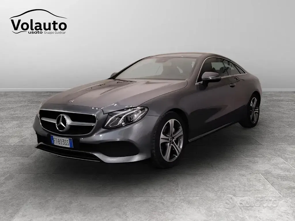 Begagnad Mercedes E220 Premium Plus 194 HK (142 kW) 2019 Sportkupé