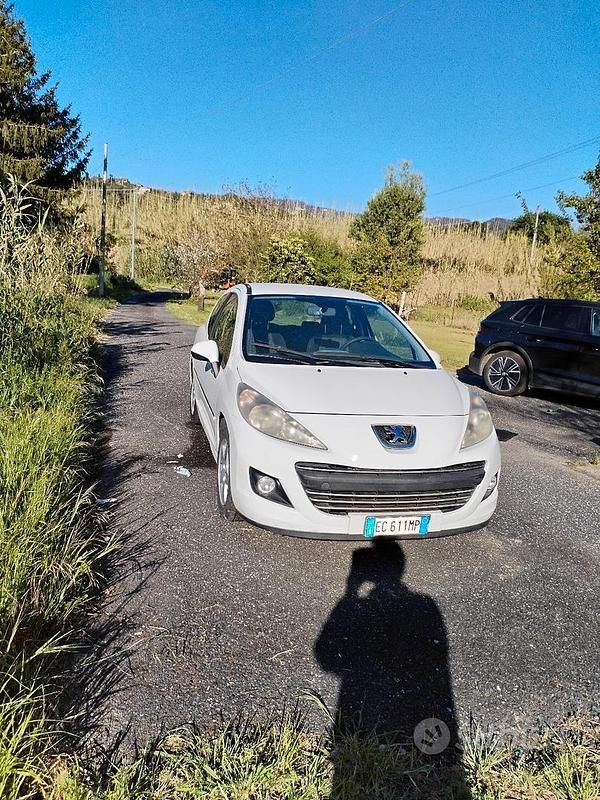 Usata Peugeot 207 2010 Bianco Berlina