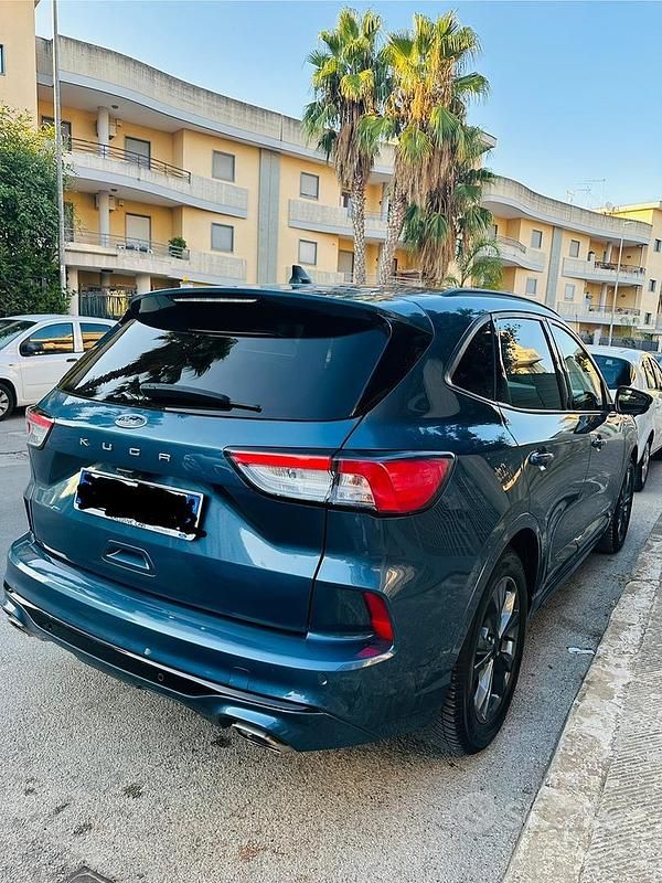 Usata Ford Kuga 120 CV (88 kW) 2021 SUV