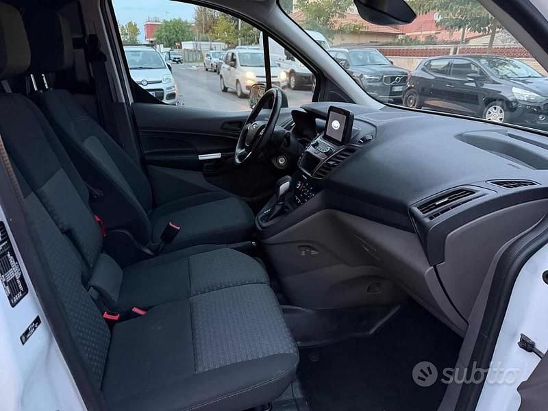 Begagnad Ford Transit Connect 101 HK (74 kW) 2024 Vit Minibuss