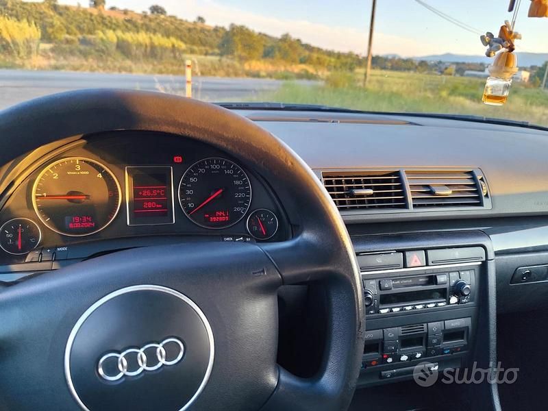 Usata Audi A4 130 CV (95 kW) 2000 Blu Berlina