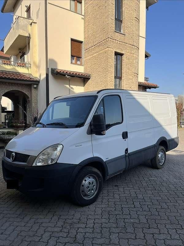 Usata Iveco Daily 97 CV (71 kW) 2009