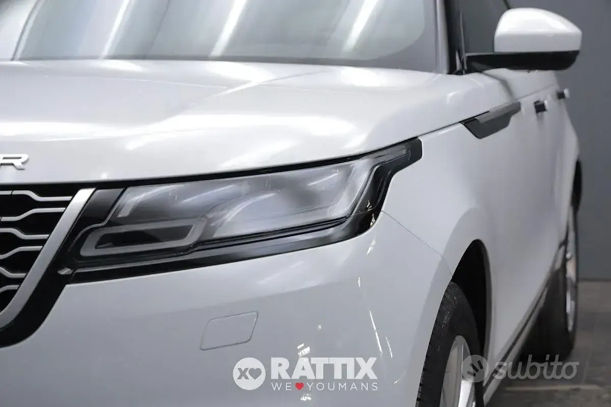 Używany Land Rover Range Rover Velar SE 204 KM (150 kW) 2021 Biały SUV