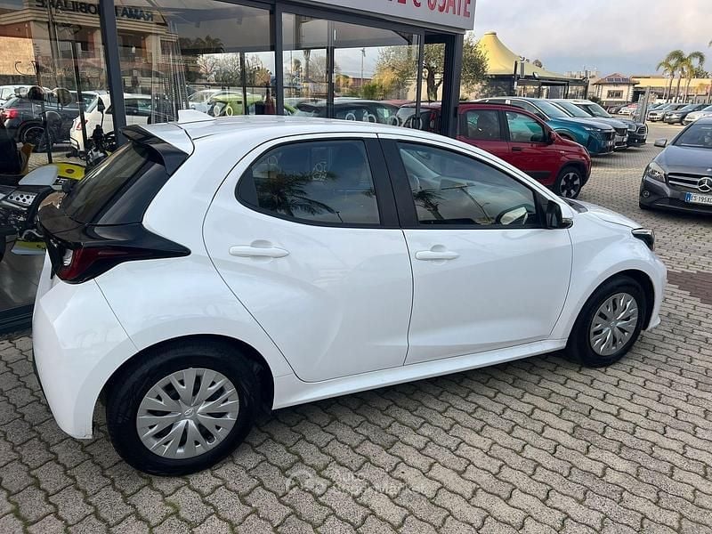 Usata Toyota Yaris Hybrid 116 CV (85 kW) 2025 Bianco
