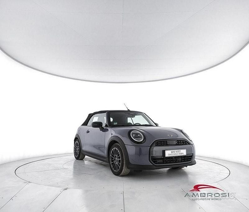 Usata Mini Cooper Favoured 163 CV (119 kW) 2025 Grigio Utilitaria