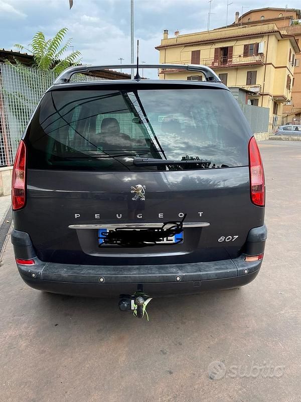 Usata Peugeot 807 136 CV (100 kW) 2007 Grigio Monovolume